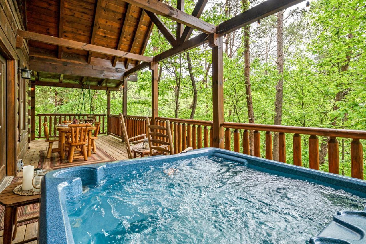 Charming Cabin W/ Hot Tub, Game Room, Top Location Pigeon Forge Exterior foto