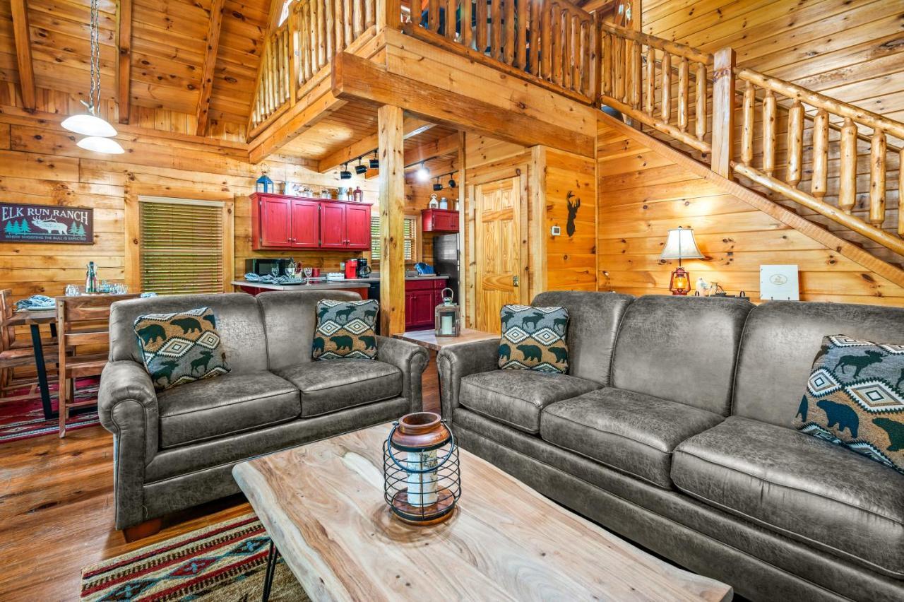 Charming Cabin W/ Hot Tub, Game Room, Top Location Pigeon Forge Exterior foto